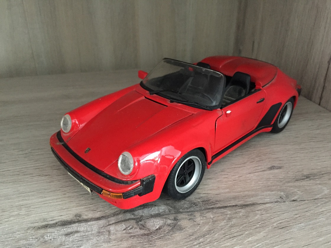 Pièce détachée miniature Maisto Porsche speedster 1989 1/18
