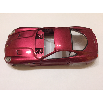 MAISTO FERRARI 599 1/24
