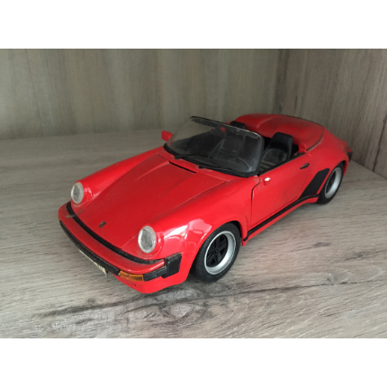 MAISTO PORSCHE 911 SPEEDSTER 1989 1/18