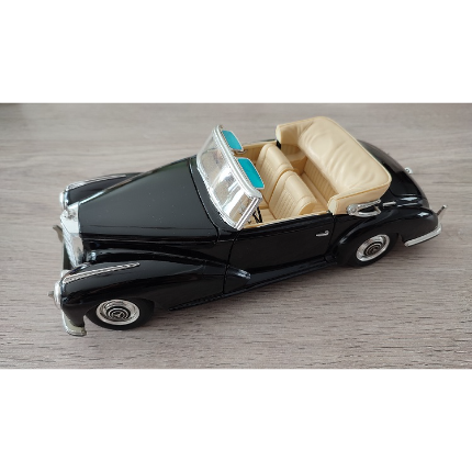 MAISTO MERCEDES BENZ 300S 1955 1/18 1/18E 1/18EME