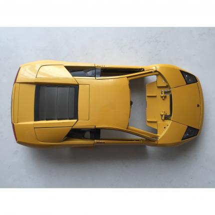 carcasse pièce détachée miniature lamborghini murcielago LP640 MAISTO 1/18