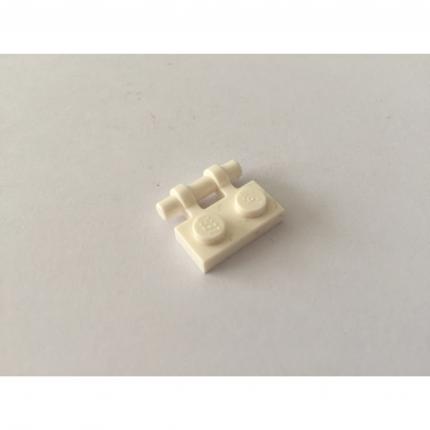 Plaque blanche 1x2 modifié avec poignée sur le coté 4140583 pièce détachée Lego