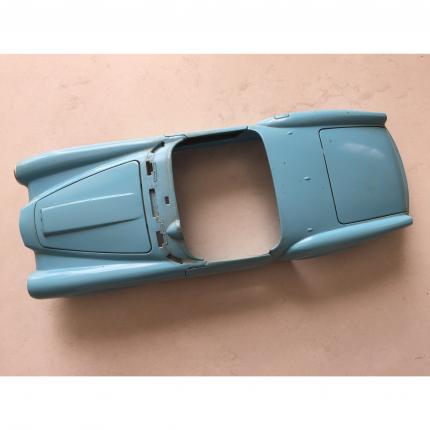 carcasse coque pièce détachée miniature burago lancia aurelia b24 spider 1/18