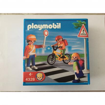 Boite scellé Playmobil 4328 Agent de sécurité et écoliers