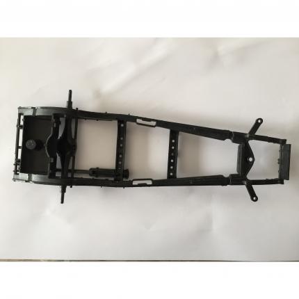 Châssis interne seul pièce miniature Mercedes benz SSK 1928 1/18 burago