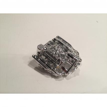 Partie moteur pièce détachée miniature Rolls-Royce Camargue Burago BBurago 1/22 1/22e 1/22eme