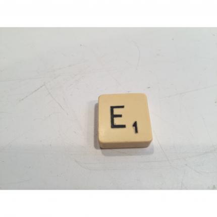 Lettre noir E pièce détachée jeu de société Scrabble J.W.SPEAR & SONS