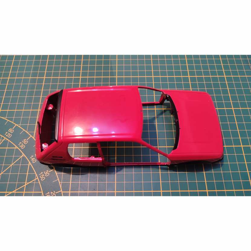Carcasse carrosserie pièce miniature Peugeot 205 GTI 1/18 Solido #B41