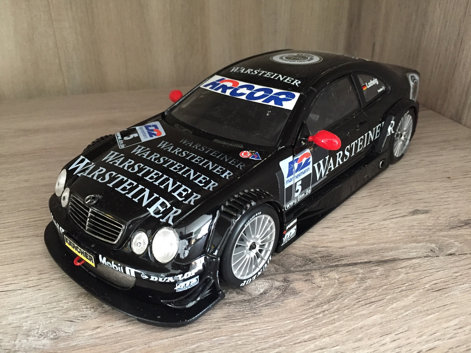 PIECE DETACHEE MERCEDES BENZ CLK DTM 2000 MAISTO 1/18 1/18E 1/18EME