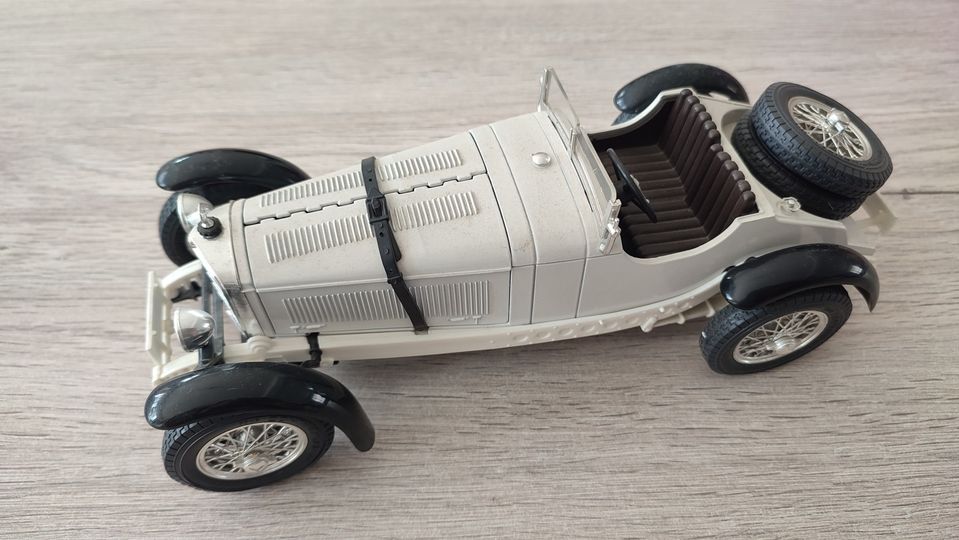 Pièce détachée miniature Bburago burago Mercedes-Benz SSK de 1928 1/18 1/18e