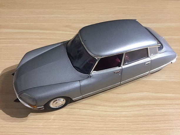 Pièce détachée miniature Norev Citroën DS 23 Pallas 1/18