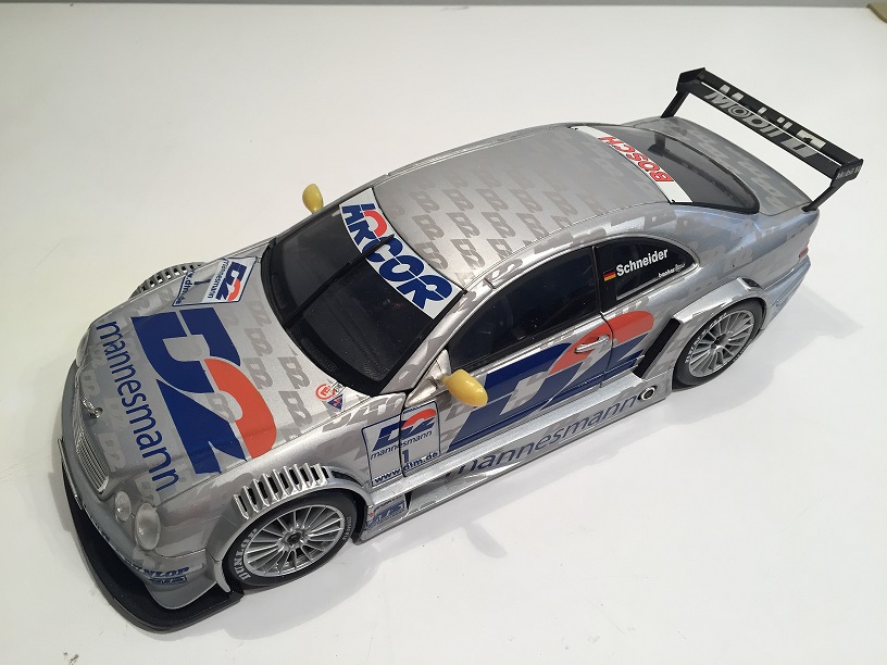 pièce détachée miniature Maisto 1.18 Mercedes Benz CLK Dtm 2000 grise